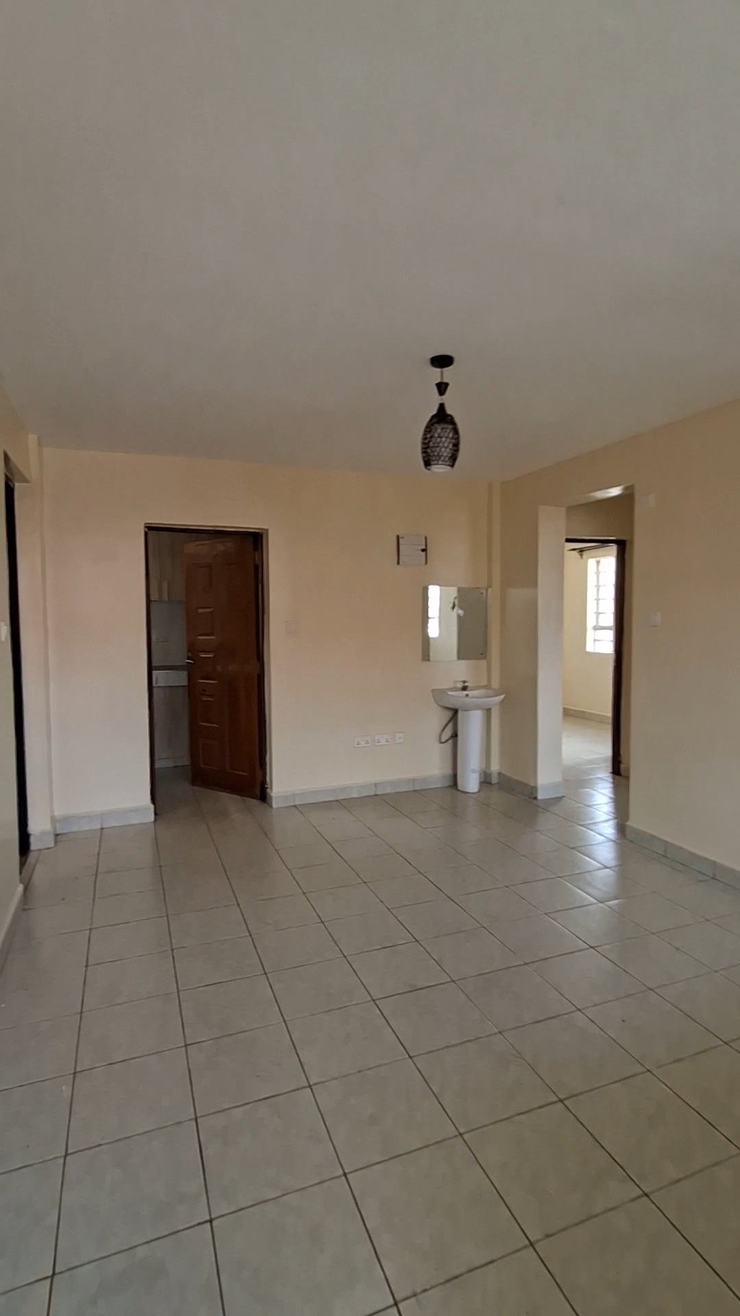 2 bedroom,  master en suite, + extra bathroom, kamakis, 25k