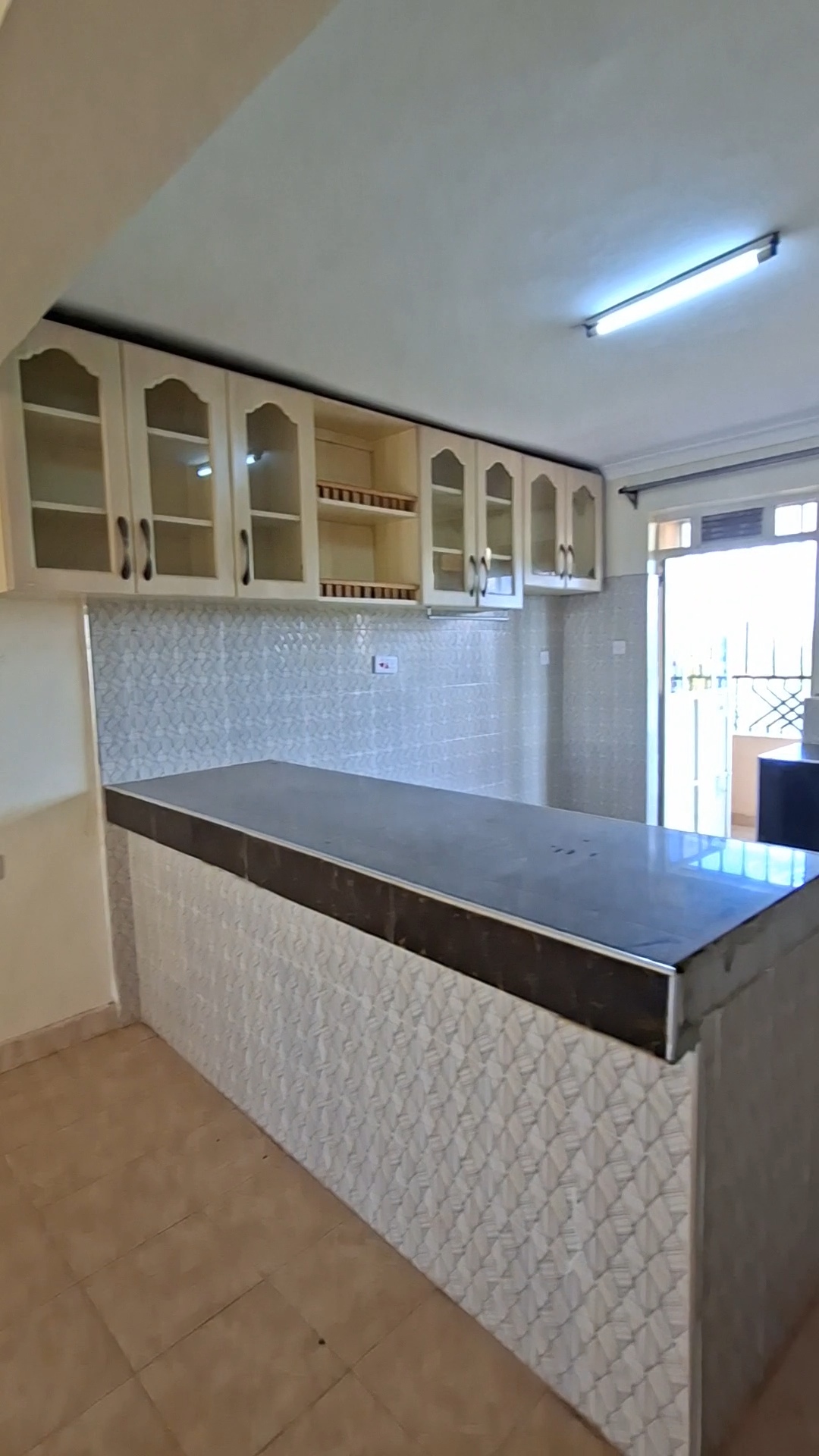 2 bedroom, master en suite, Behind Greenspot, Kamakis, 25k