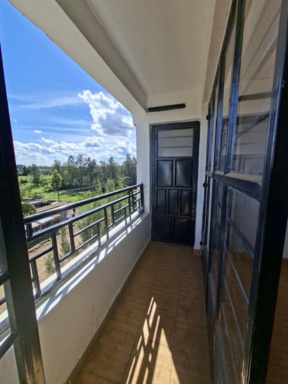 Modern 2-Bedroom (Both Ensuite) Apartment in Ruiru Bypass – KSh 35,000