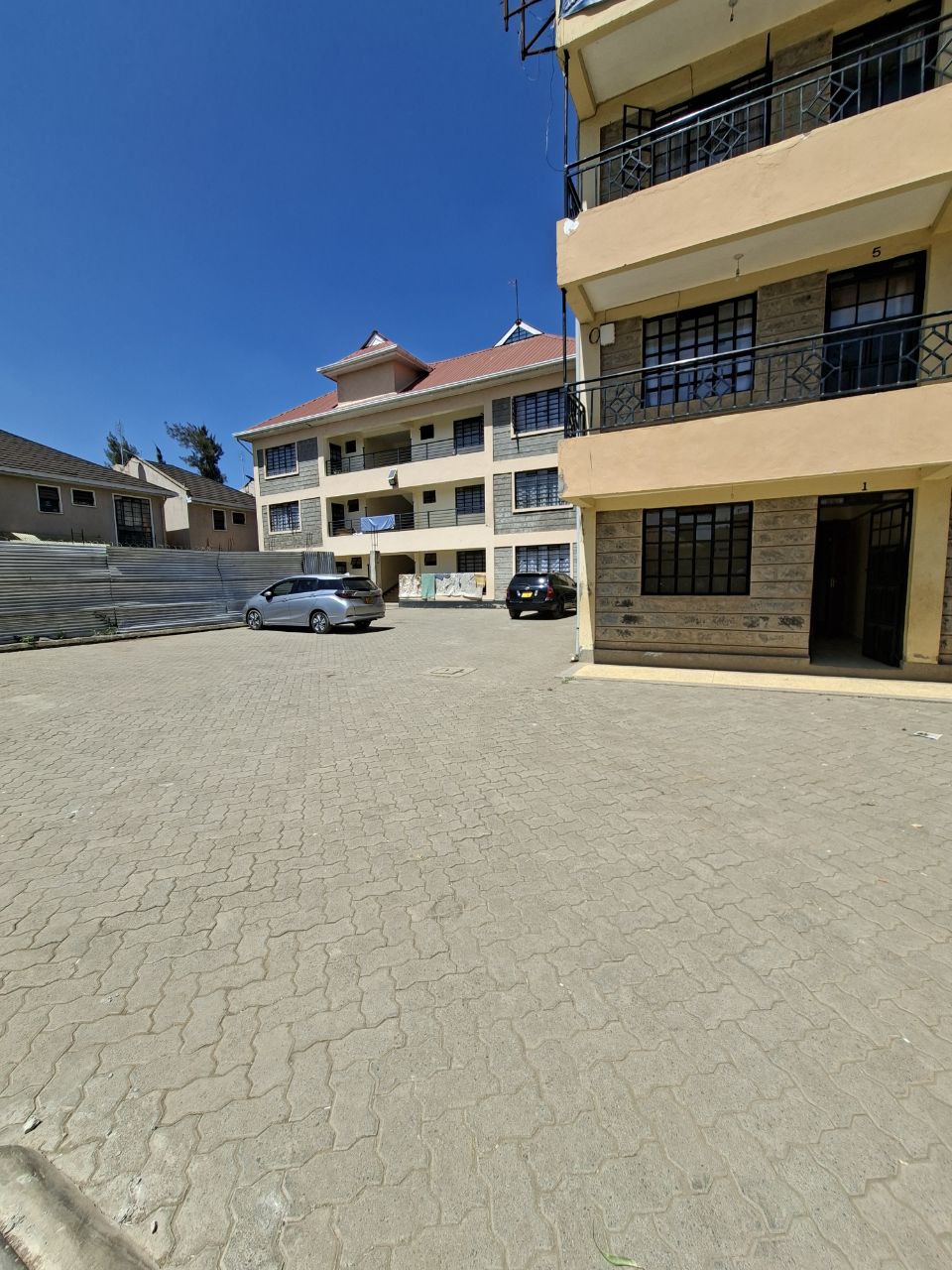2 Bedroom Apartment, Kamakis Bypass, 30K
