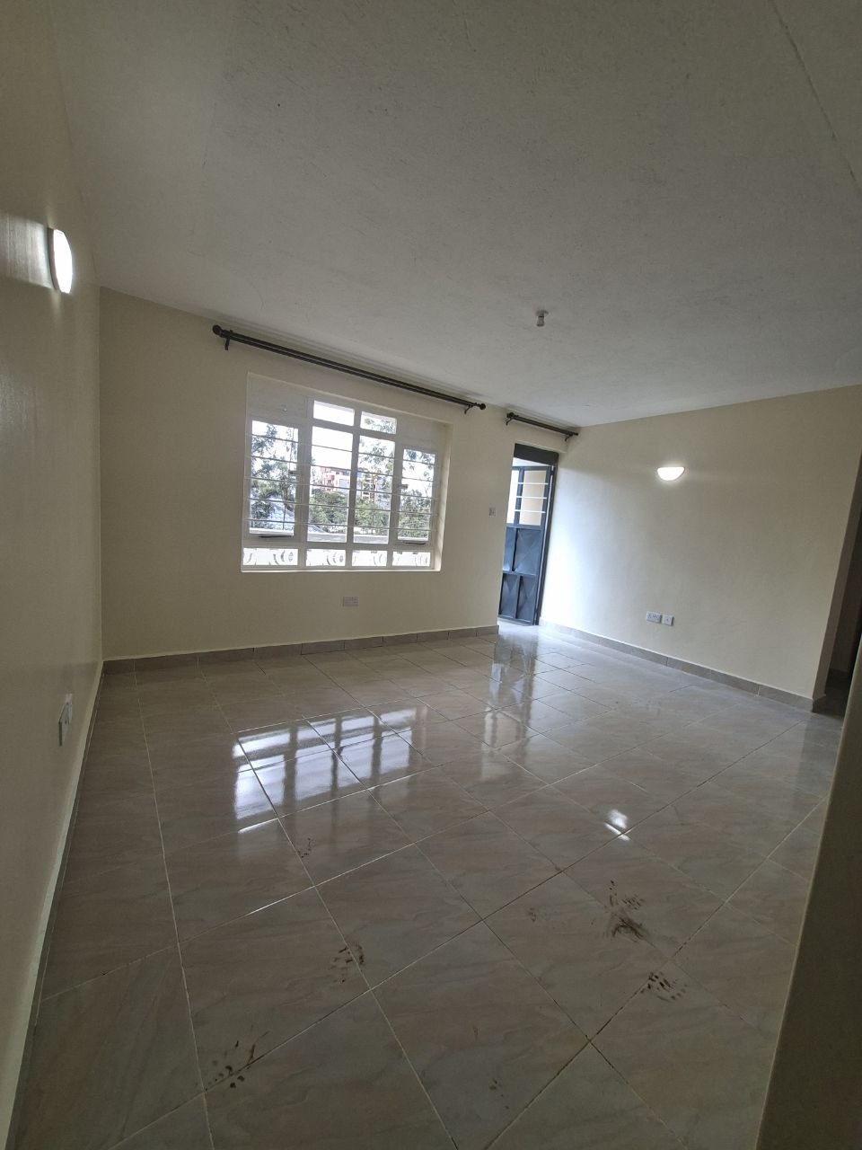 Spacious 2-Bedroom Apartment Master Ensuite for Rent in Ruiru Bypass Kamakis – KSh 35,000