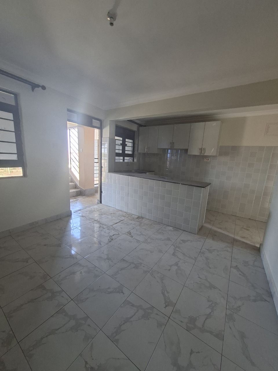 Luxurious 1-Bedroom Apartment for Lease in Ruiru Bypass, 25000