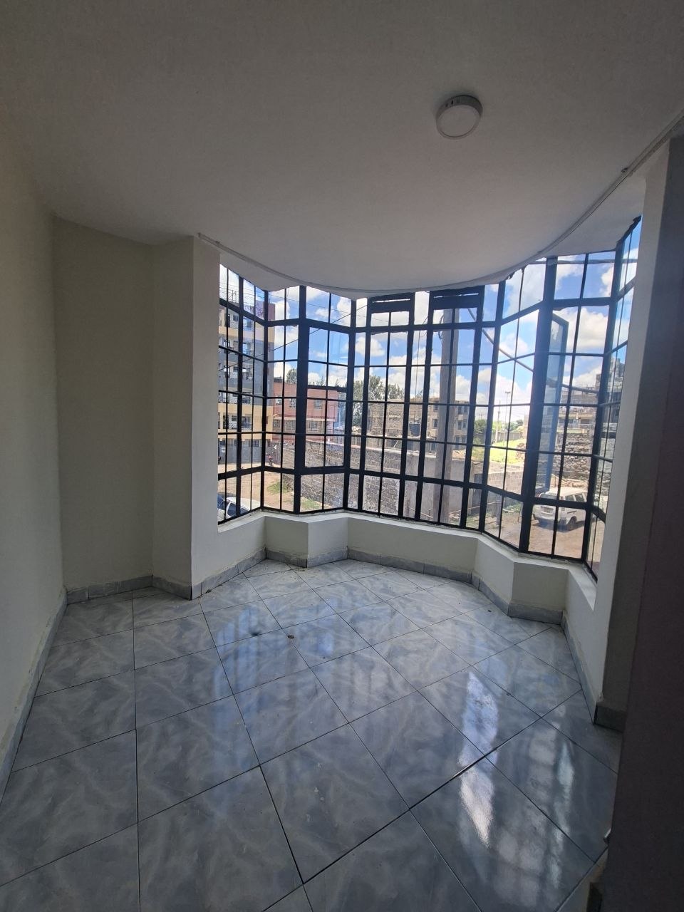 Excellent 1-Bedroom Apartment in Afro Sayari, Ruiru – KSh 15,000