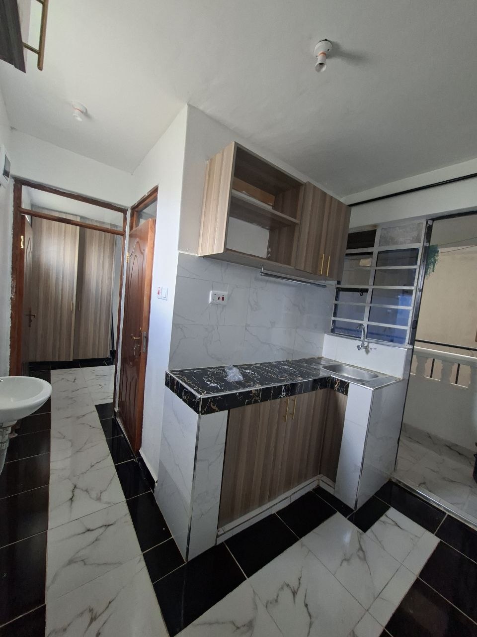Stylish 1-Bedroom Apartment Afro Sayari Eastern Bypass – Rent 15K