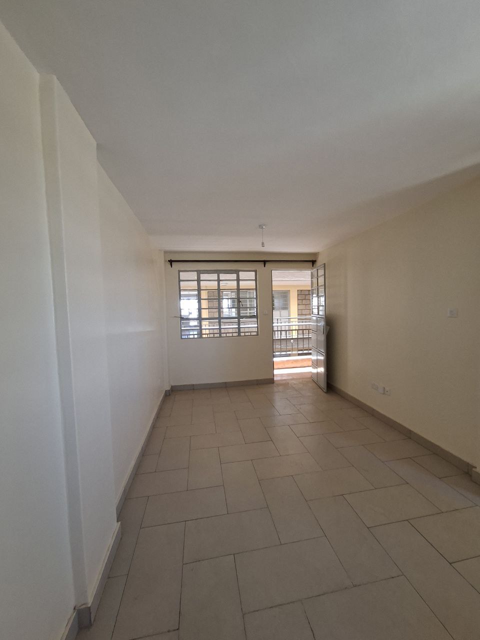 Spacious 1-Bedroom, Kamakis Bypass, 20K