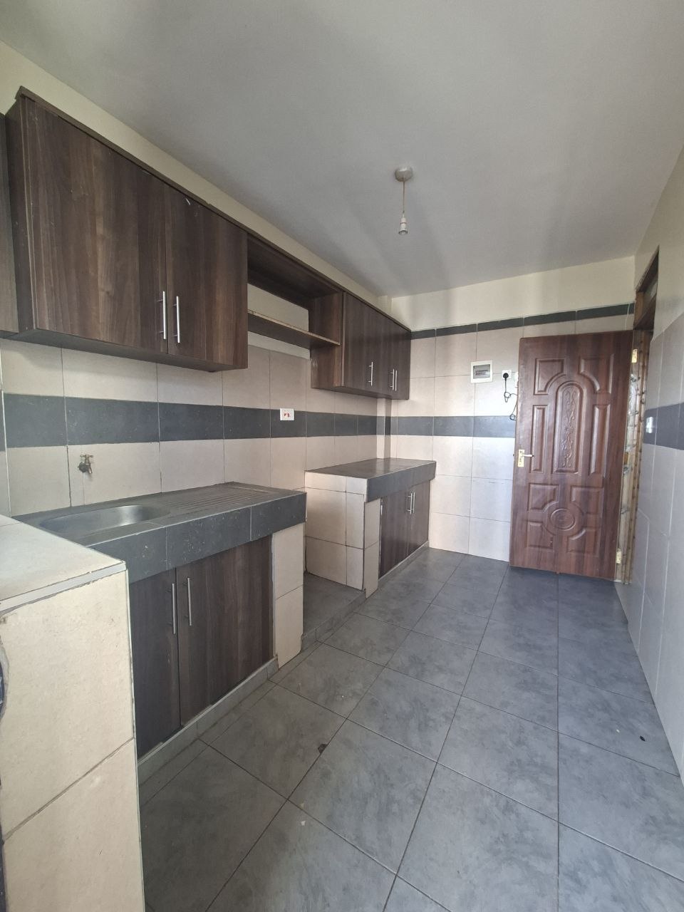 Stylish 2-Bedroom Apartment on Ruiru Bypass – KSh 25,000