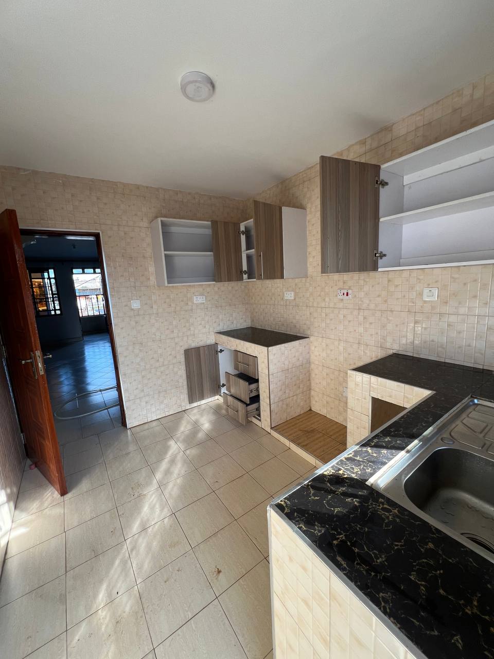 Spacious 2-Bedroom Master Ensuite Apartment for Rent on Kenyatta Road – KSh 33,000